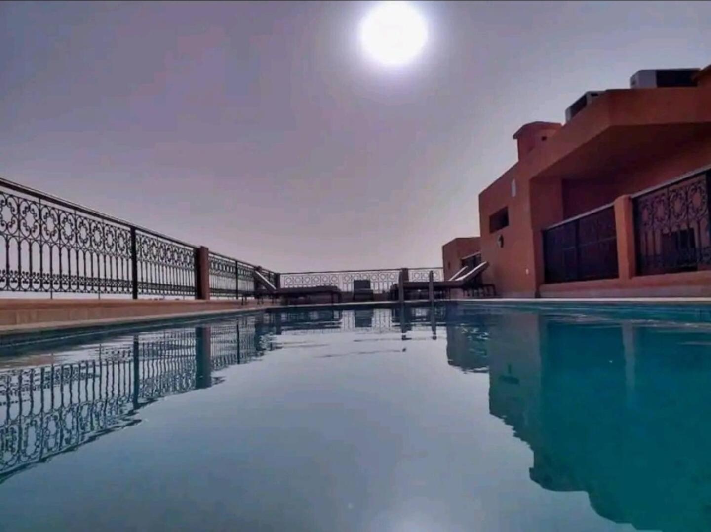 Raffine Idealement Situe Avec Piscine * Marrakesch